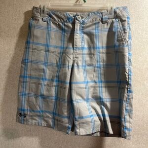 Under Armour Boys size XL shorts